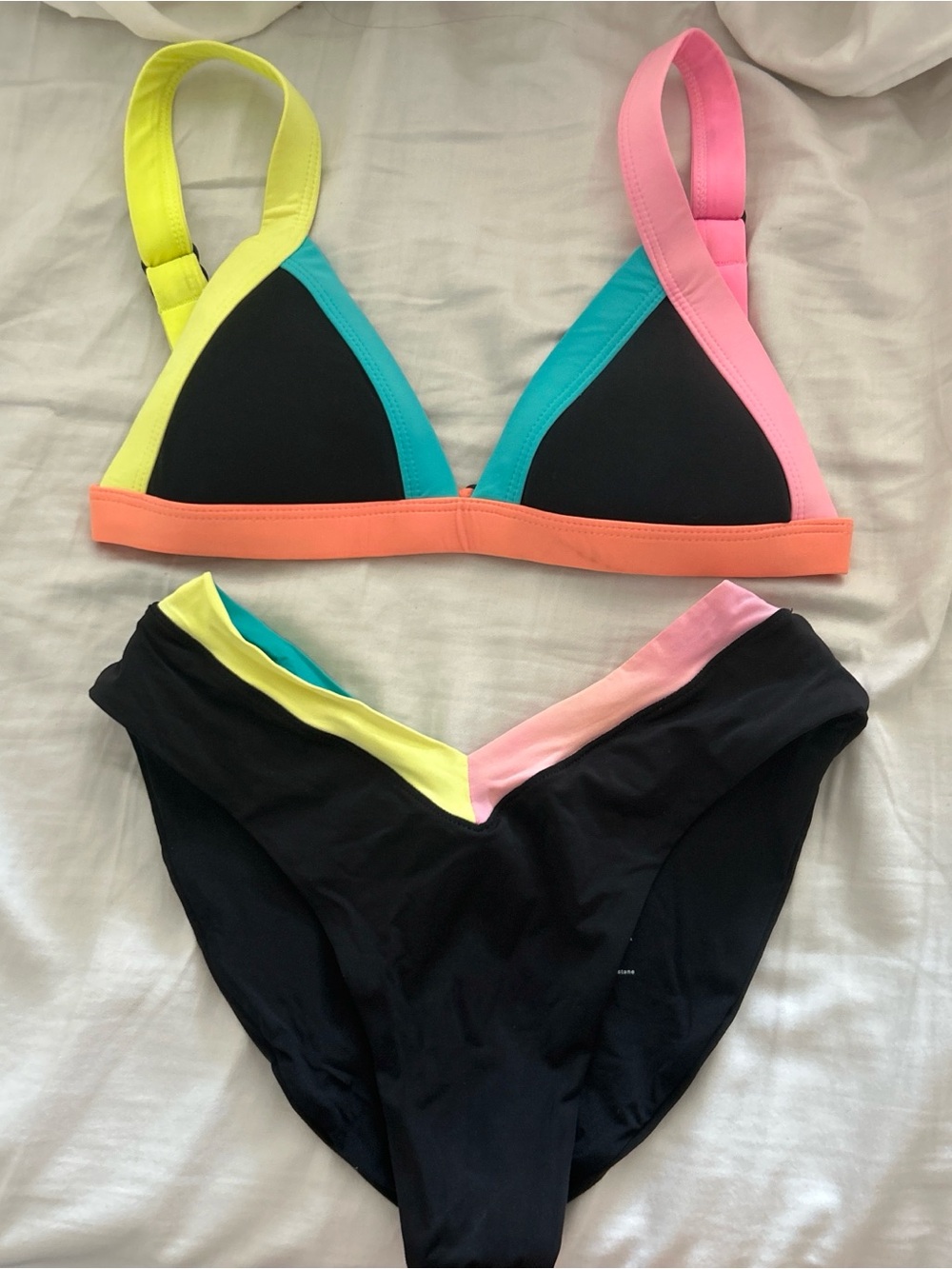 One One Color Blocking Bikini Set